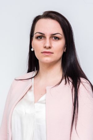 Mojca Žlogar Mojca Žlogar