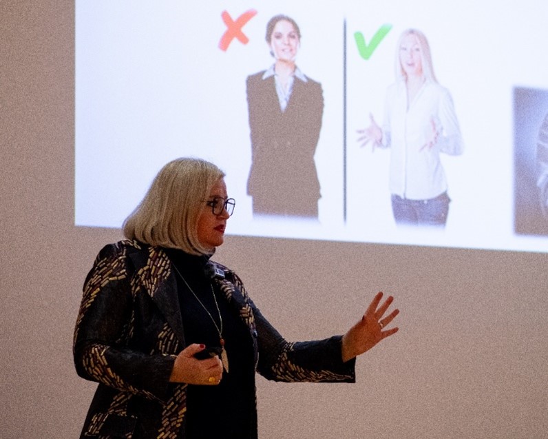 Študentski predstavniki4 Predavateljica Simona Lečnik Očko