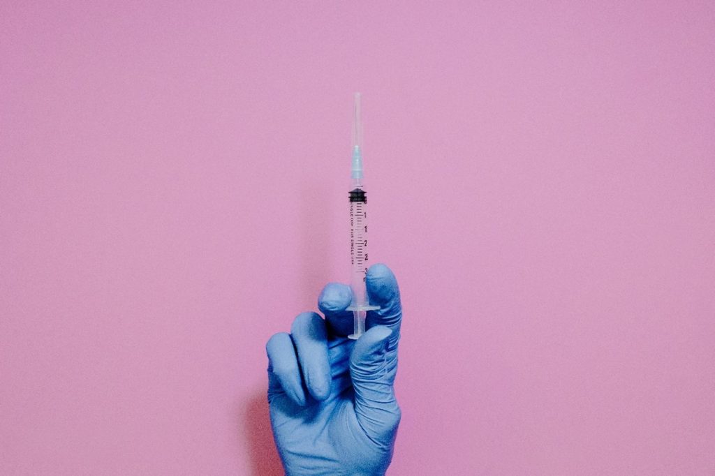 Sodeluj v anketi NIJZ o odnosu do cepljenja proti HPV