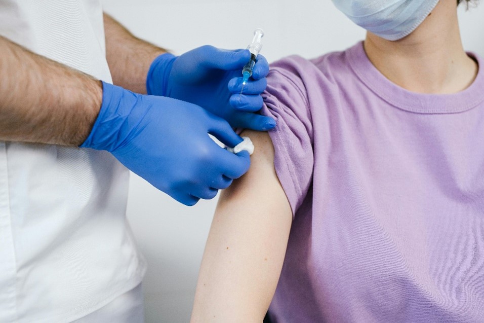 Sodeluj v anketi NIJZ o odnosu do cepljenja proti HPV